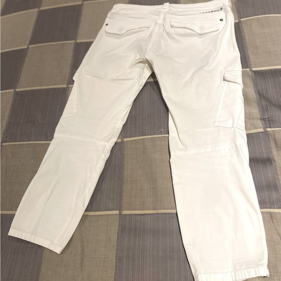 Parasuco White cargo style crop jeans Size 29 - Picture 2 of 5